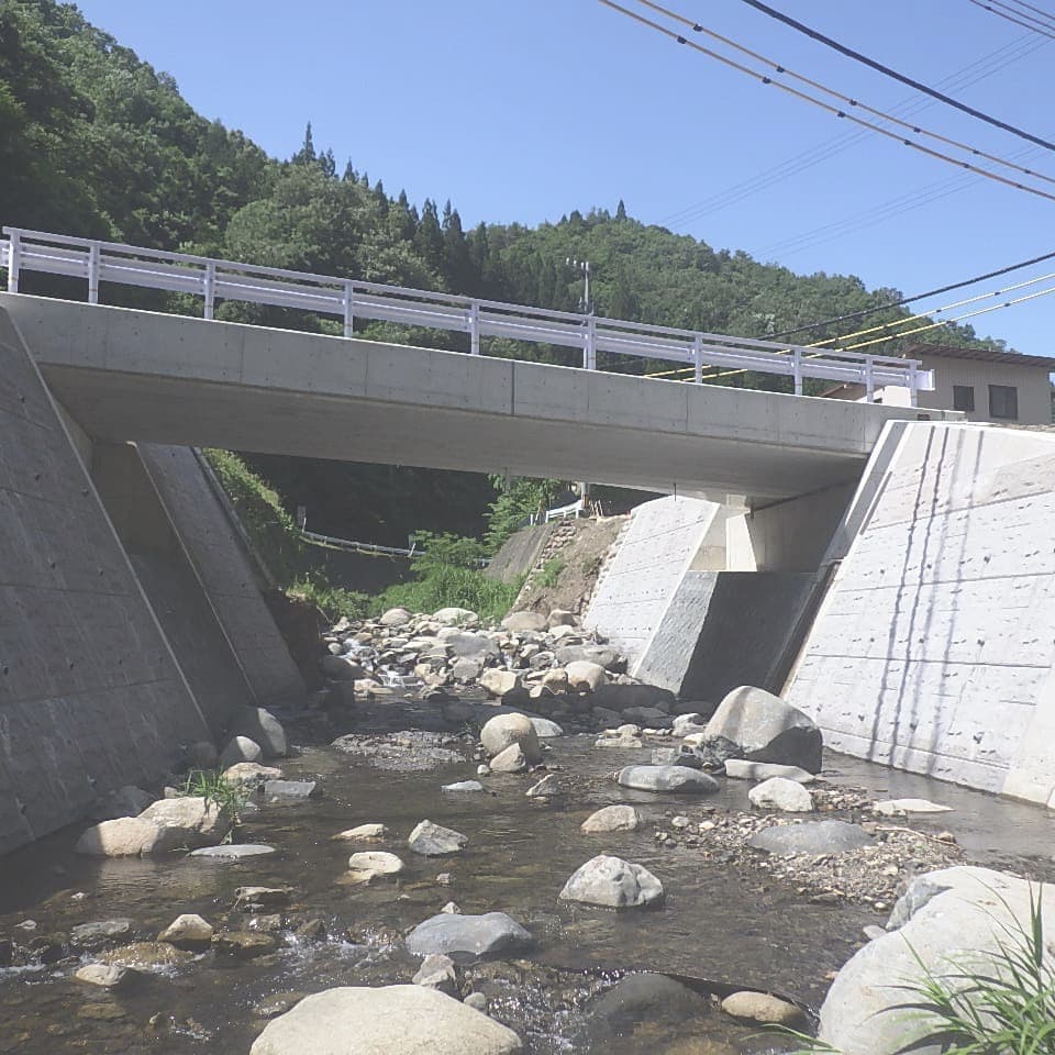護岸・橋梁工事